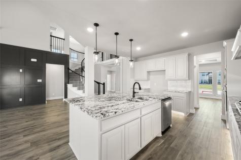 604 S Hidden Lakes Drive Desoto TX 75115