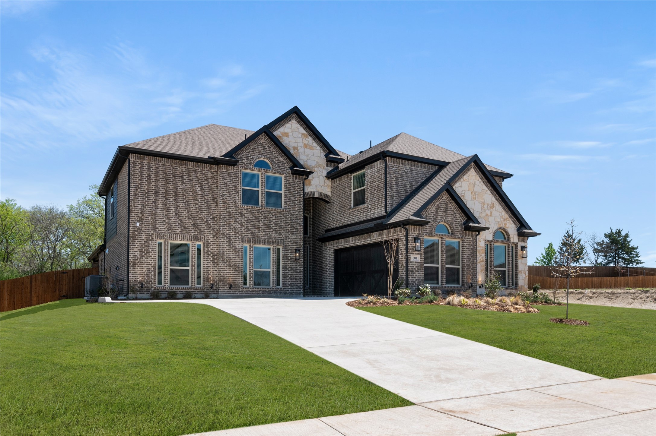 604 S Hidden Lakes Drive Desoto TX 75115
