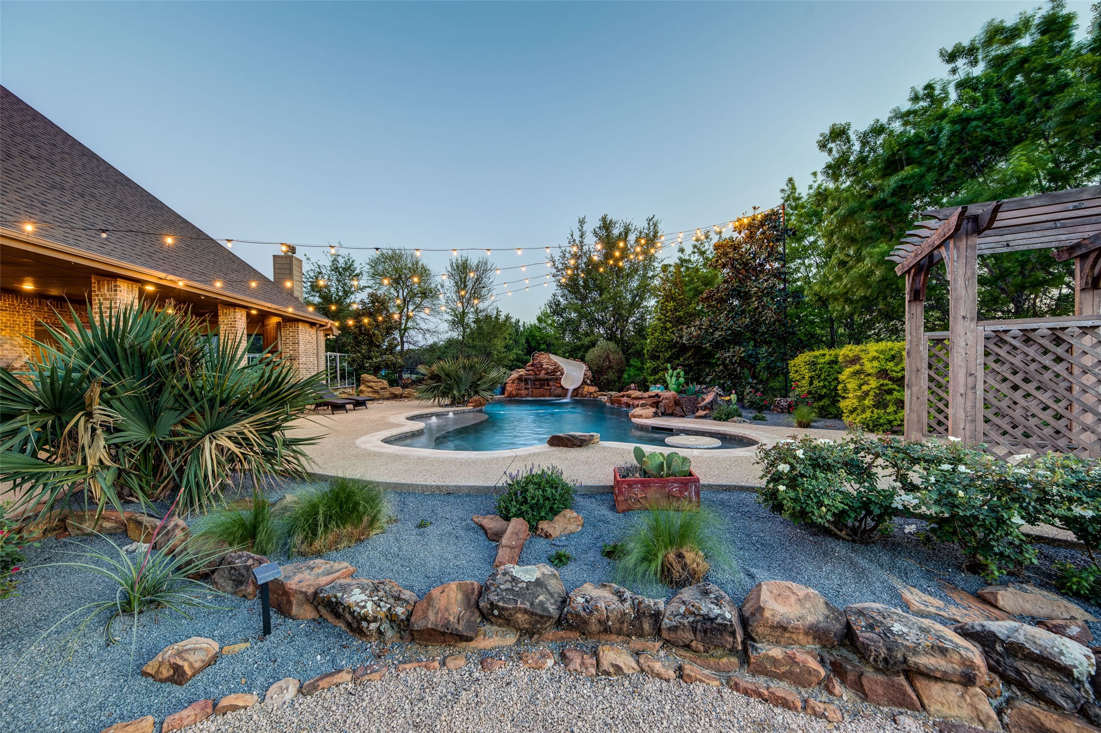 254 Maral Lane Azle TX 76020