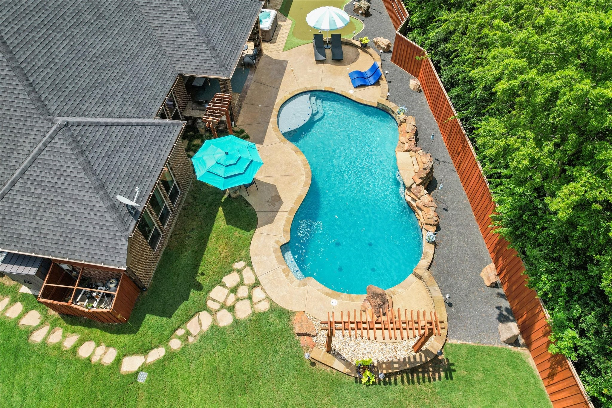 813 Rio Grande Drive Mansfield TX 76063