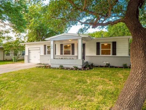 709 Carswell Terrace Arlington TX 76010