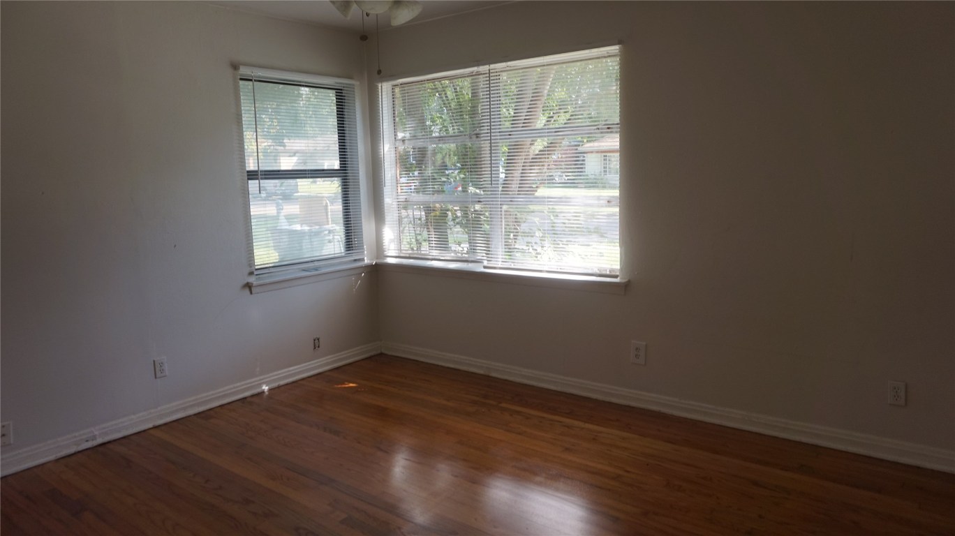2103 Tolosa Drive Dallas TX 75228