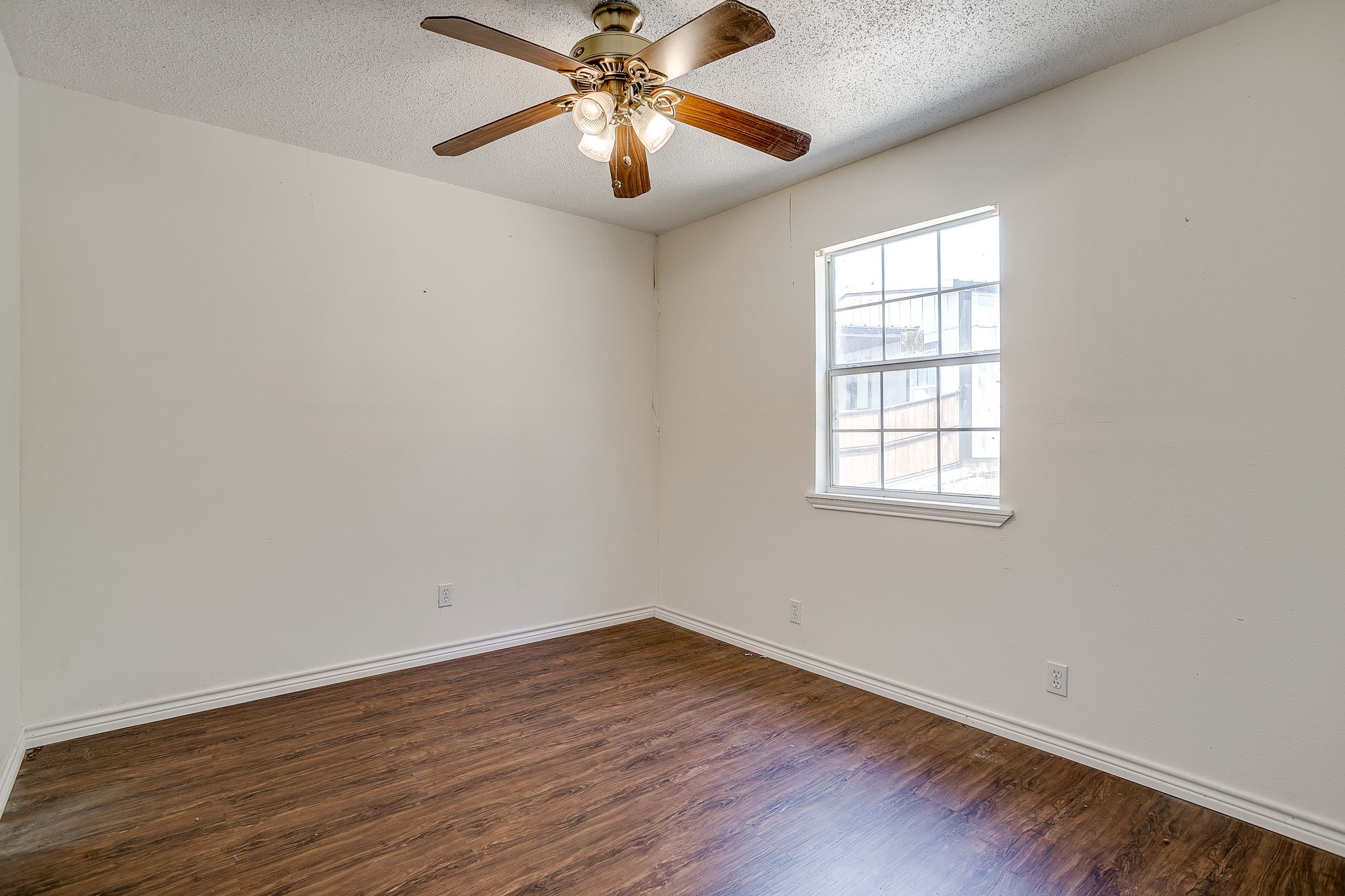 1048 Kennon Point Palo Pinto TX 76484