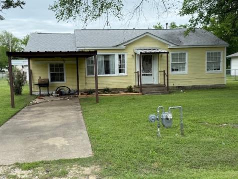 401 E Hayes Avenue Whitney TX 76692