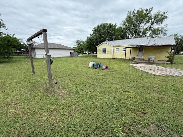 401 E Hayes Avenue Whitney TX 76692