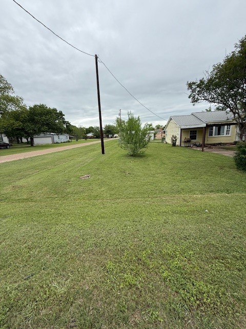 401 E Hayes Avenue Whitney TX 76692