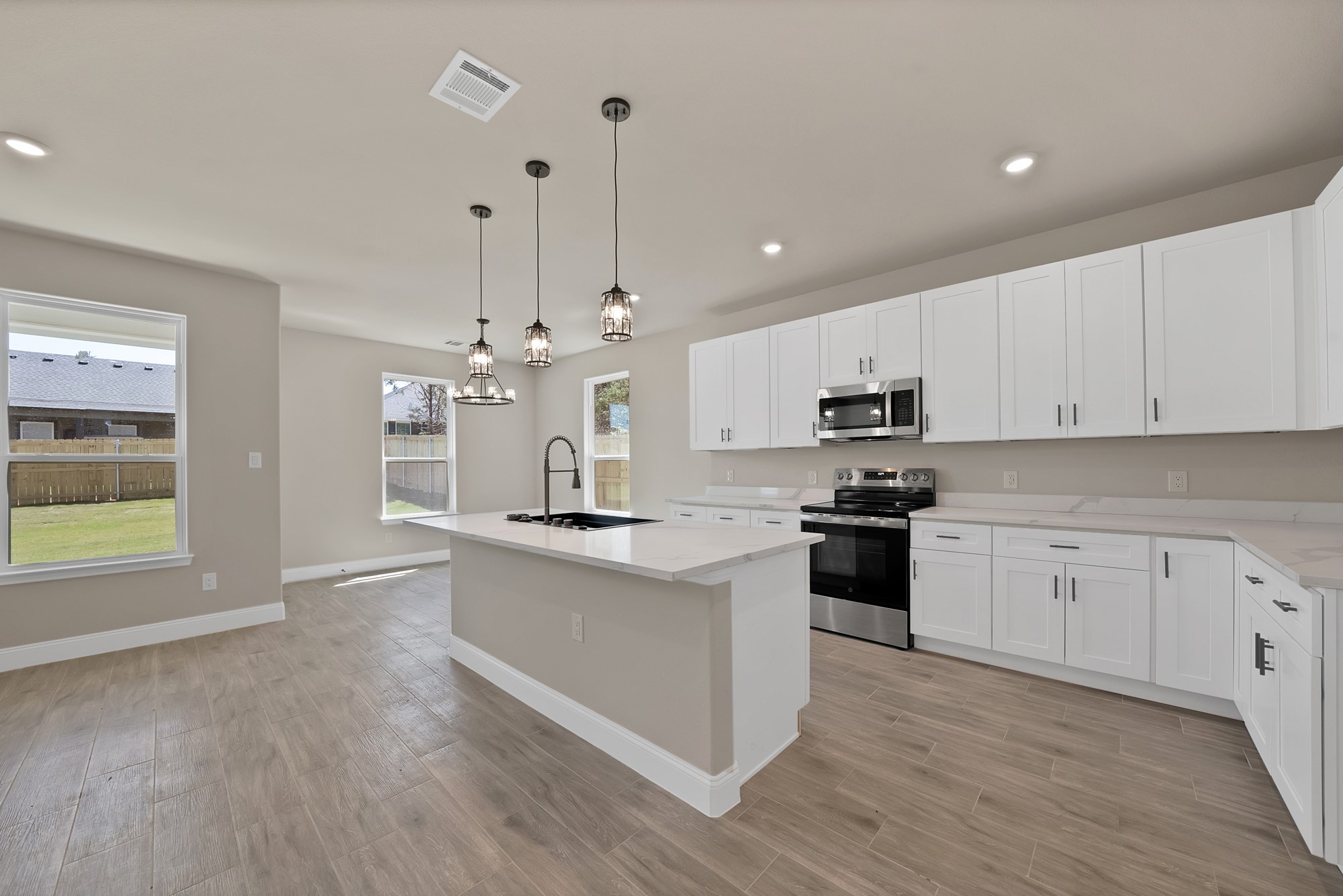 2513 Austin Court Granbury TX 76048