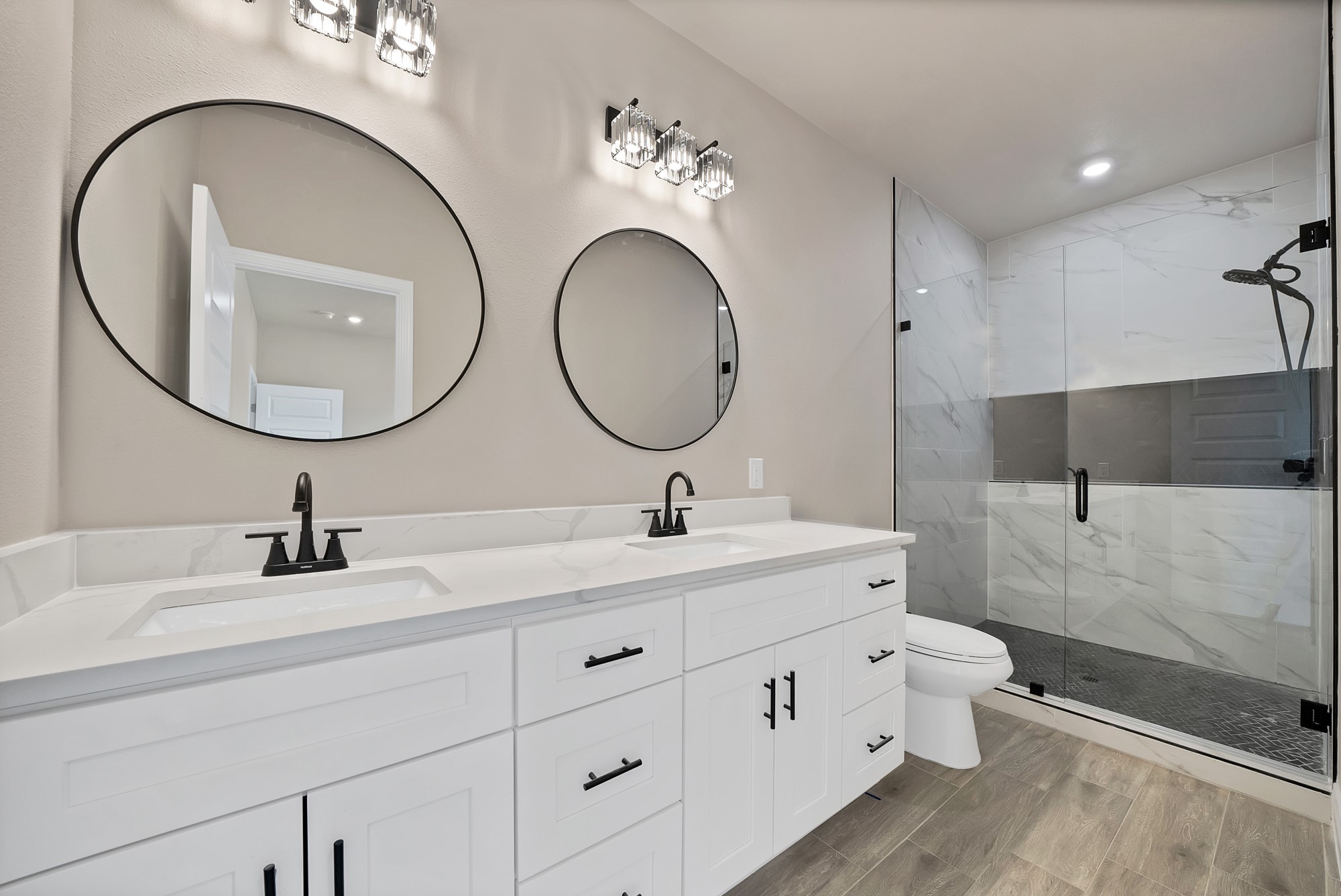2513 Austin Court Granbury TX 76048