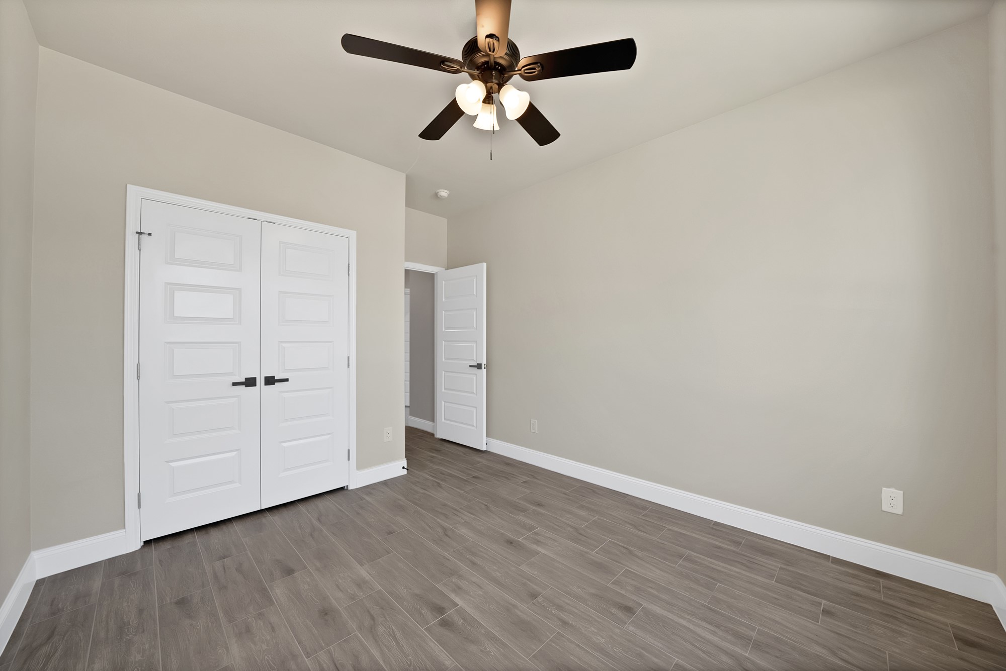 2513 Austin Court Granbury TX 76048