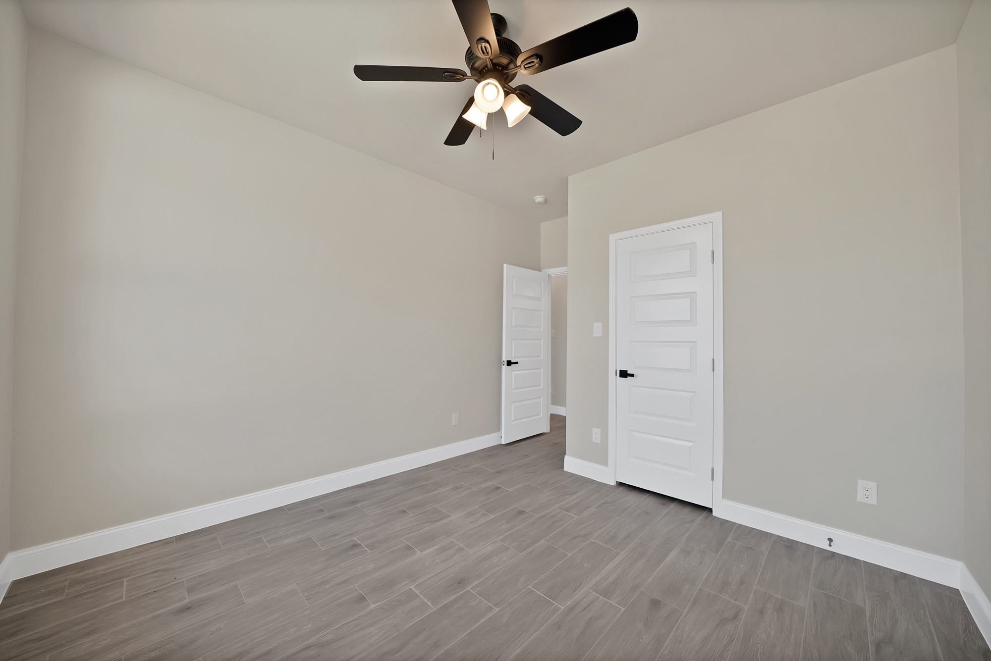 2513 Austin Court Granbury TX 76048