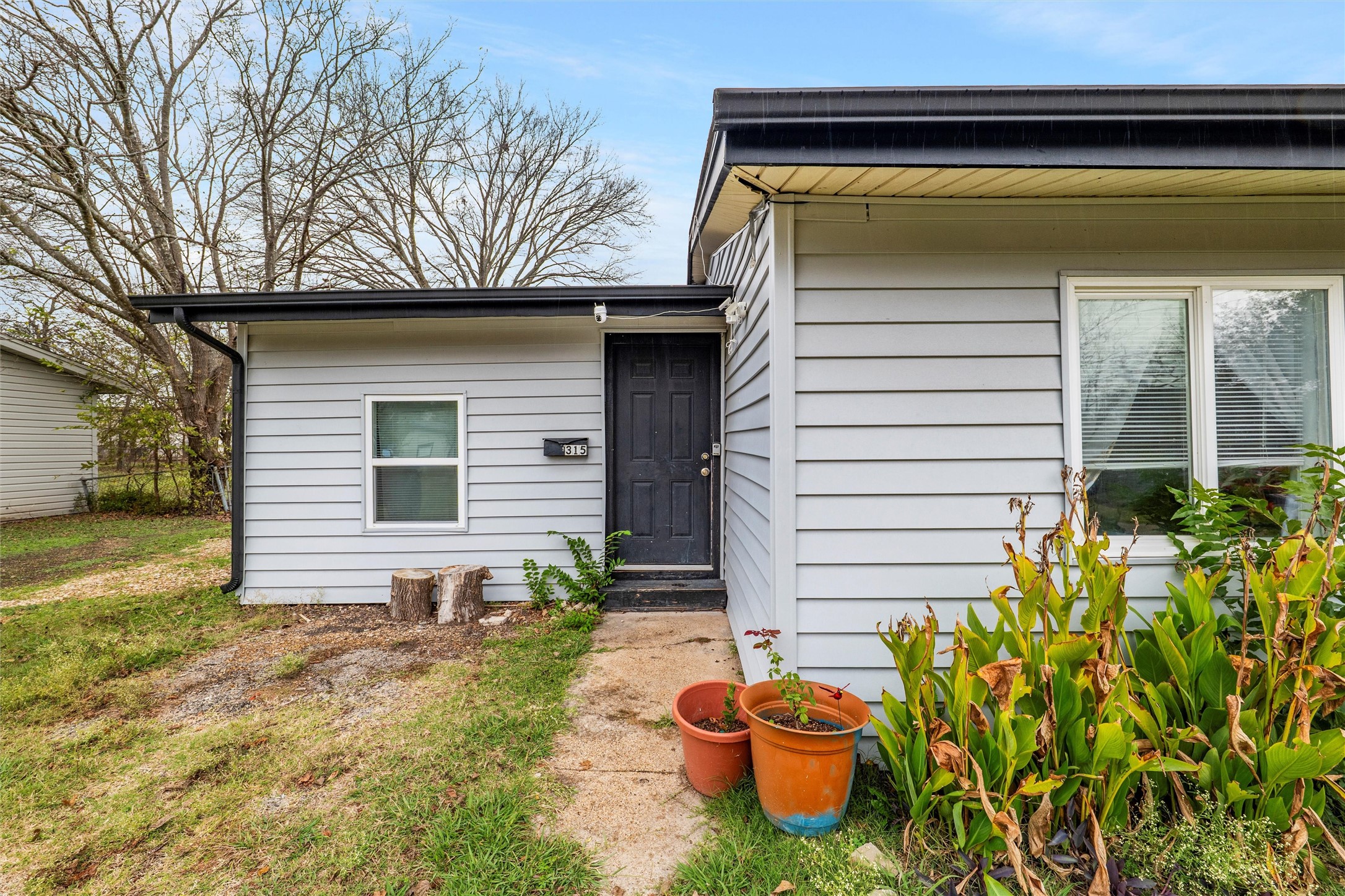315 Rea Avenue Lancaster TX 75146