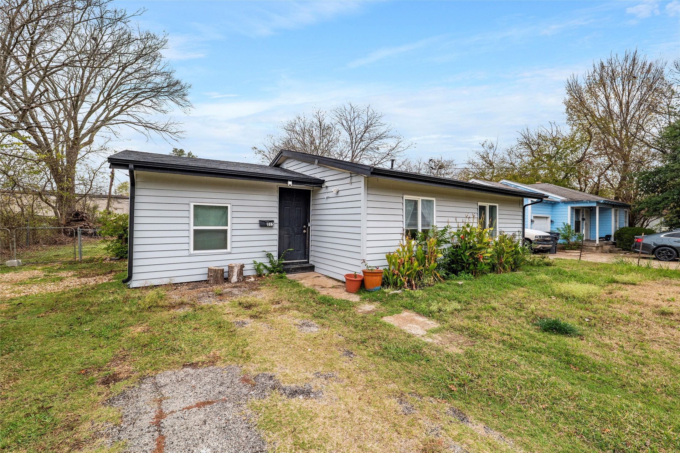 315 Rea Avenue Lancaster TX 75146