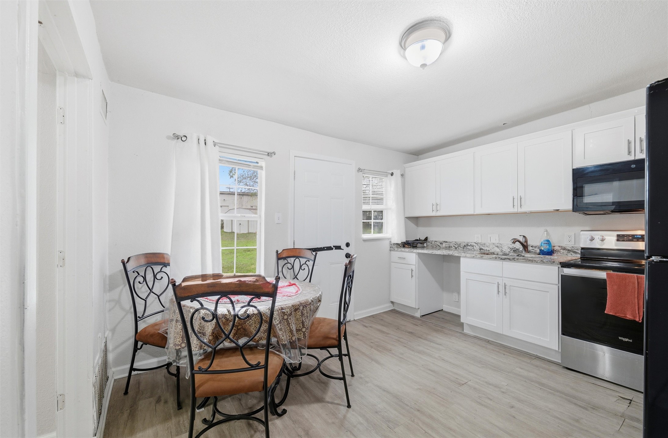 315 Rea Avenue Lancaster TX 75146