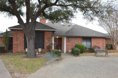 300 Macarthur Court Irving TX 75061