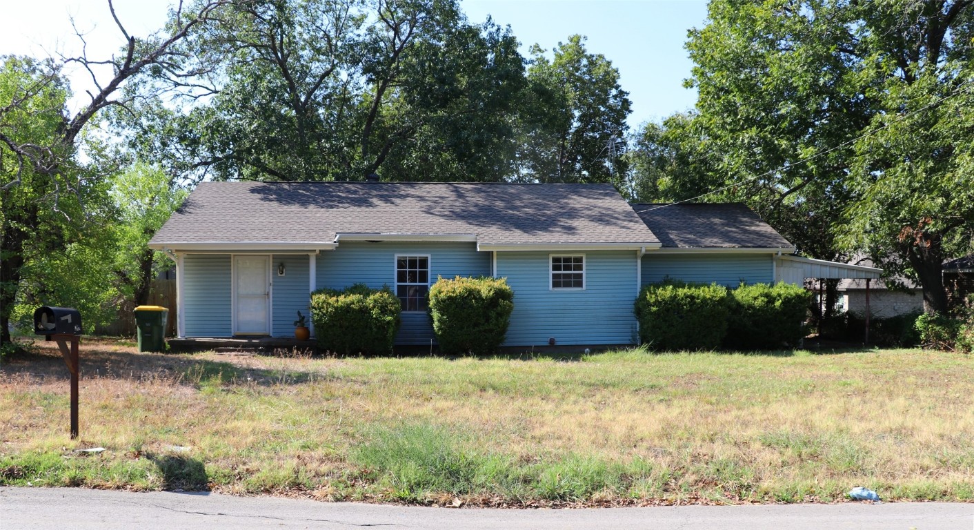 302 Scurlock Street Grandview TX 76050
