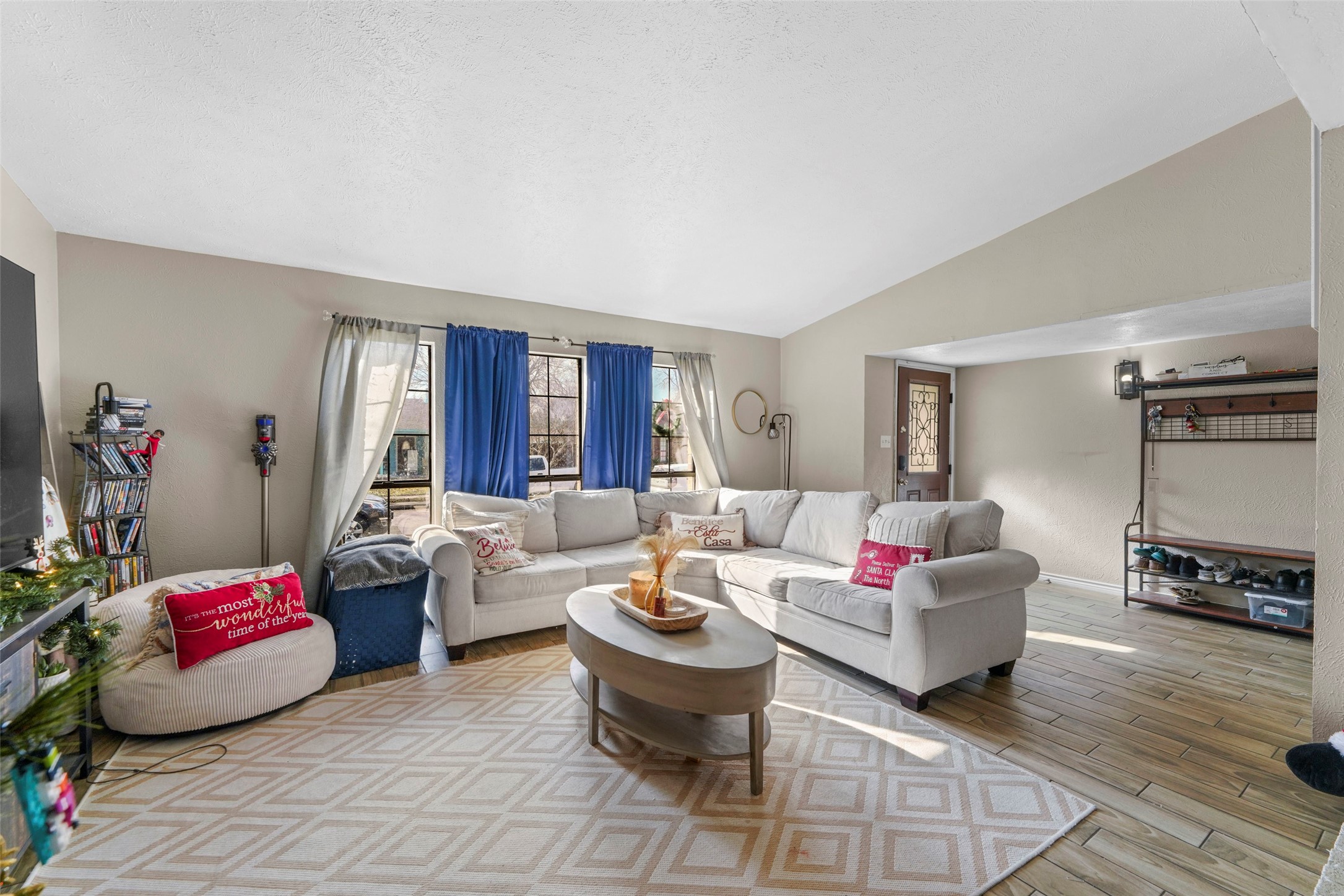 3013 Villa Sur Trail Dallas TX 75228