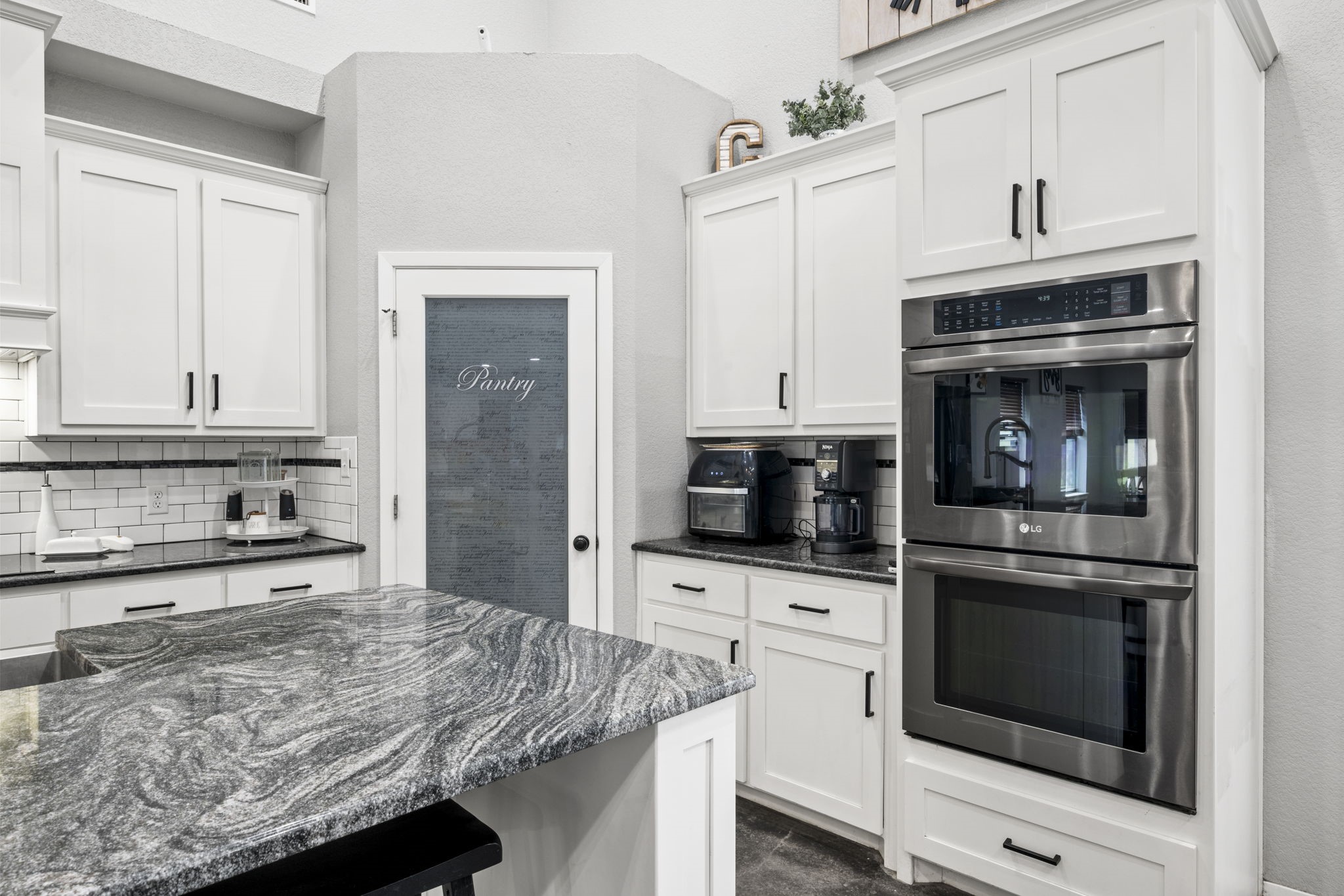 146 Julie Drive Mineral Wells TX 76067