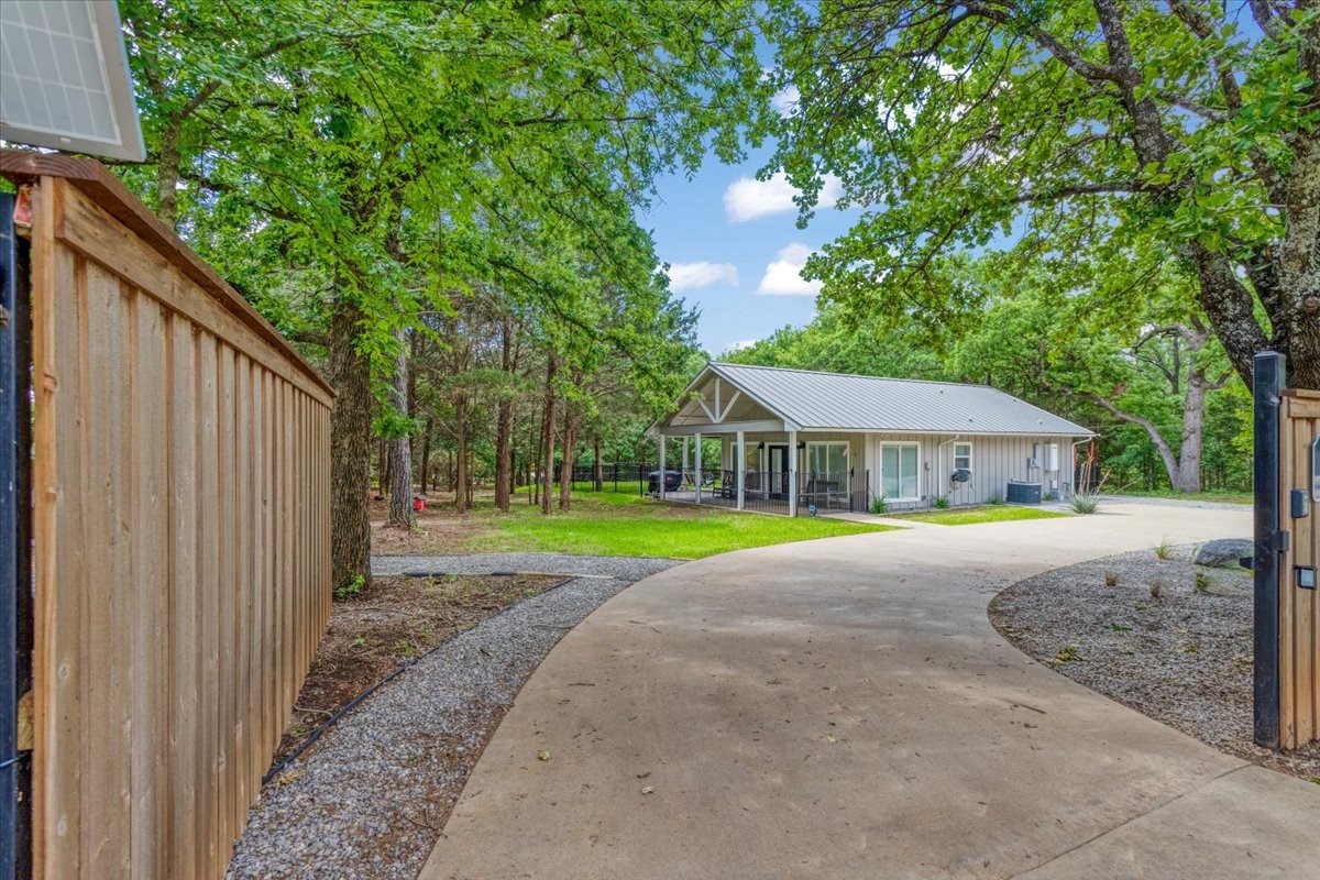 10 Holland Street Pottsboro TX 75076