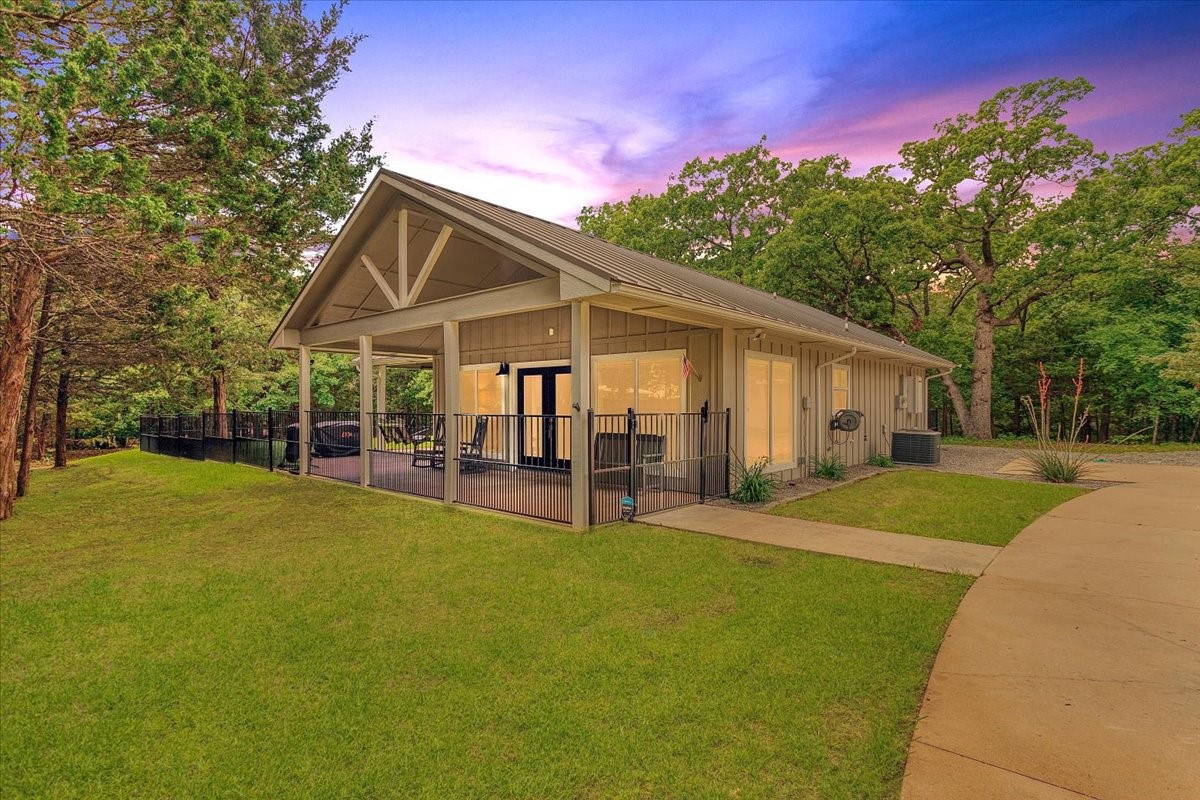 10 Holland Street Pottsboro TX 75076