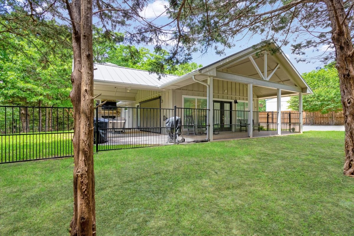 10 Holland Street Pottsboro TX 75076