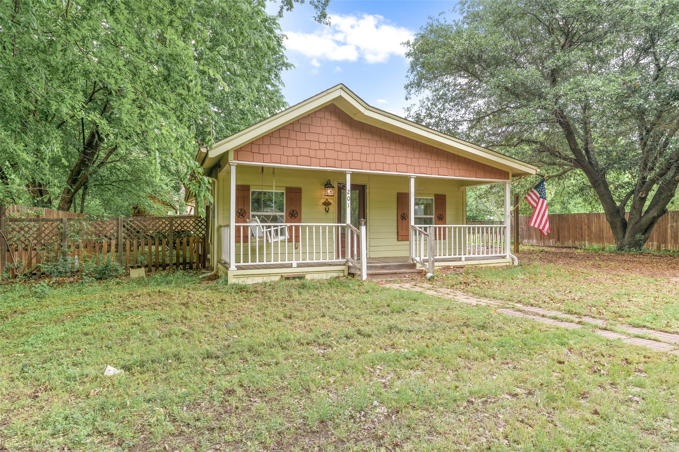 201 Killough Street Newark TX 76071