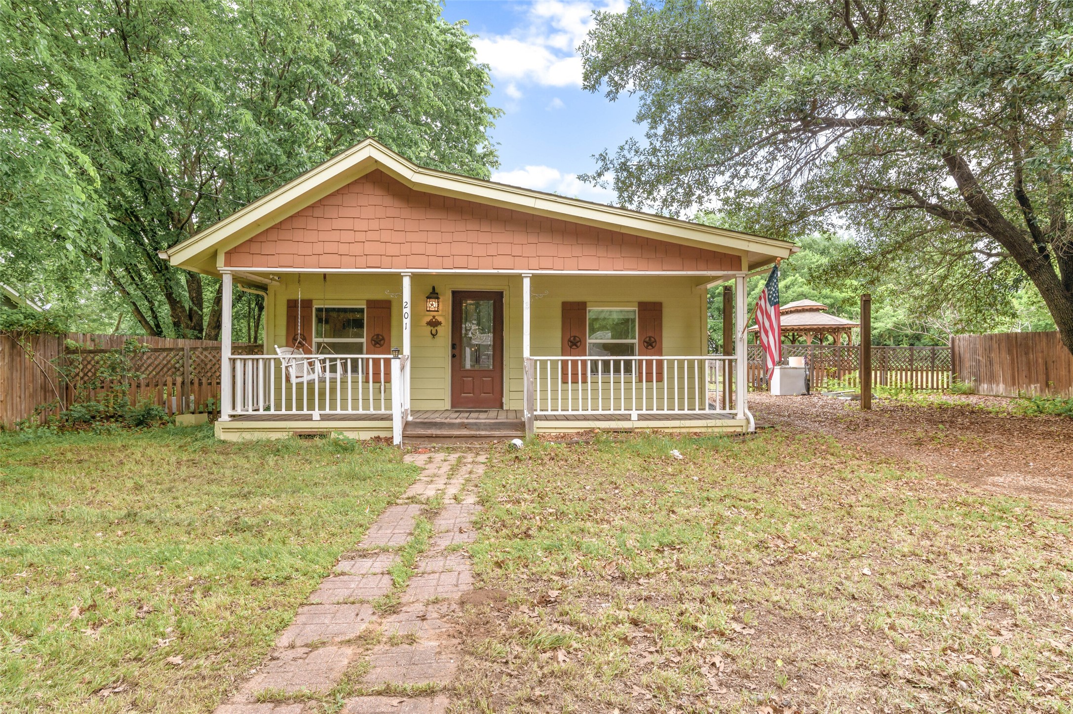 201 Killough Street Newark TX 76071