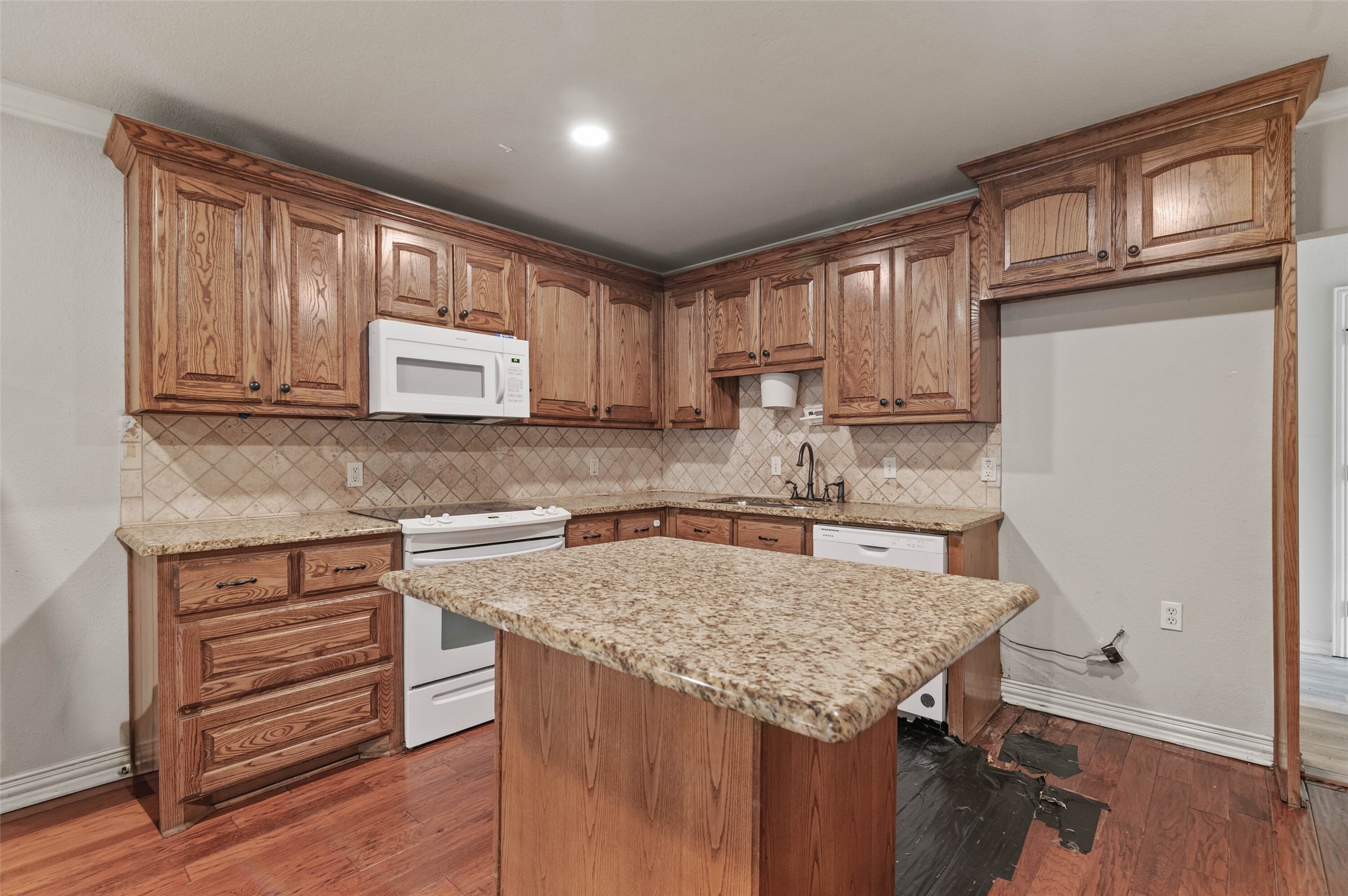 201 Killough Street Newark TX 76071
