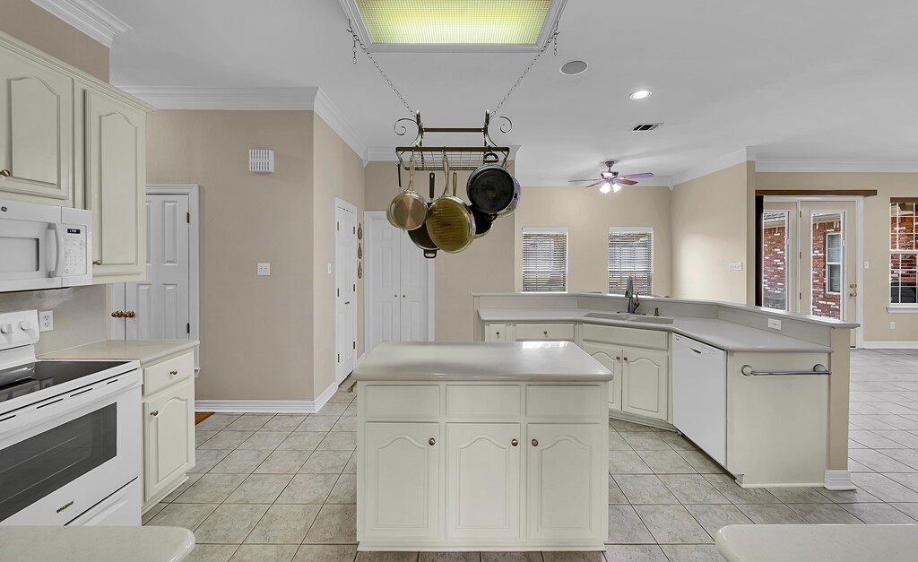 3111 Rockbridge Road Waco TX 76657