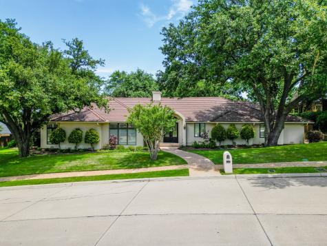 1303 Cottonwood Valley Circle N Irving TX 75038