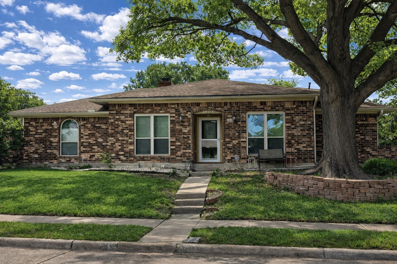 4905 Willowhaven Circle Garland TX 75043