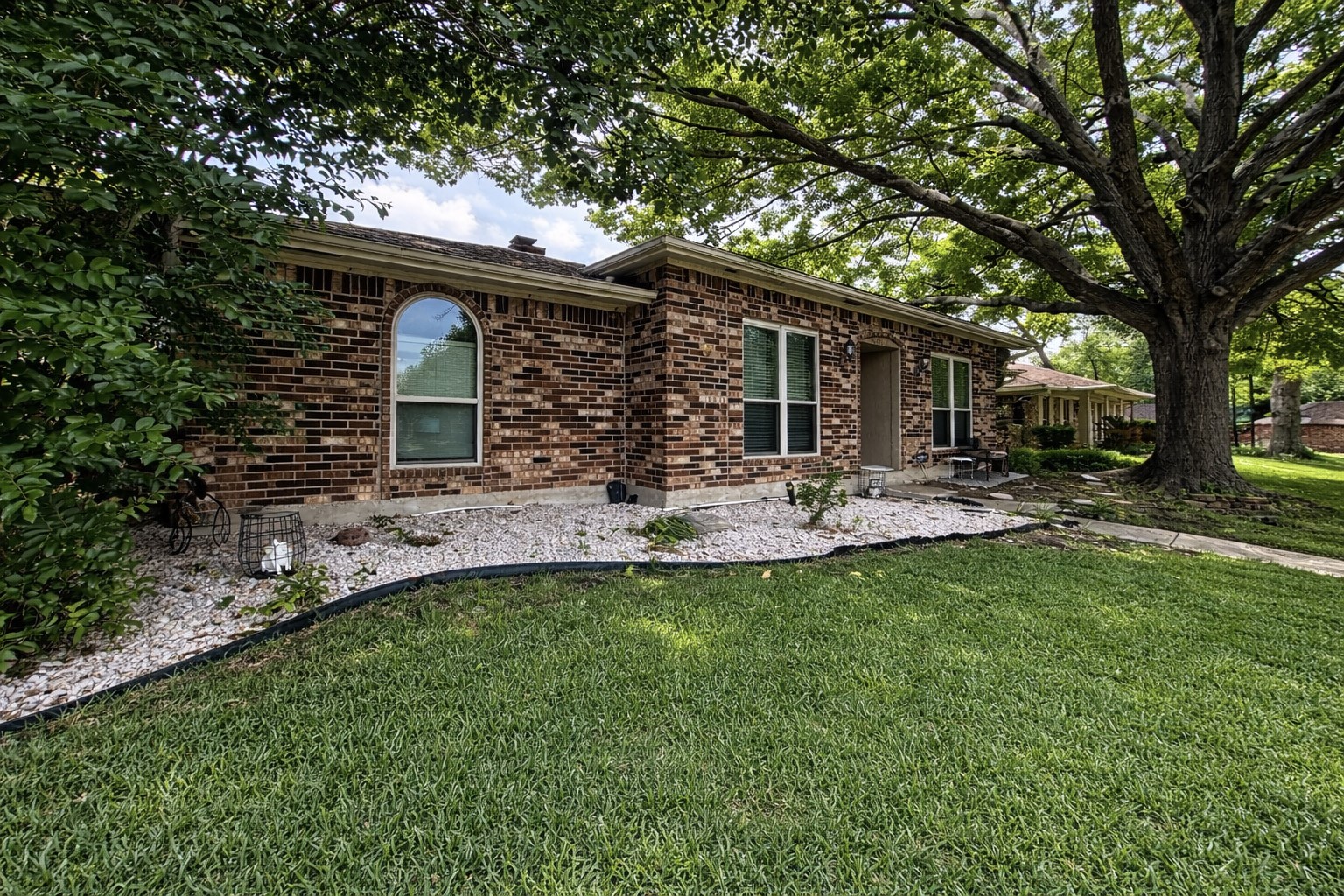 4905 Willowhaven Circle Garland TX 75043