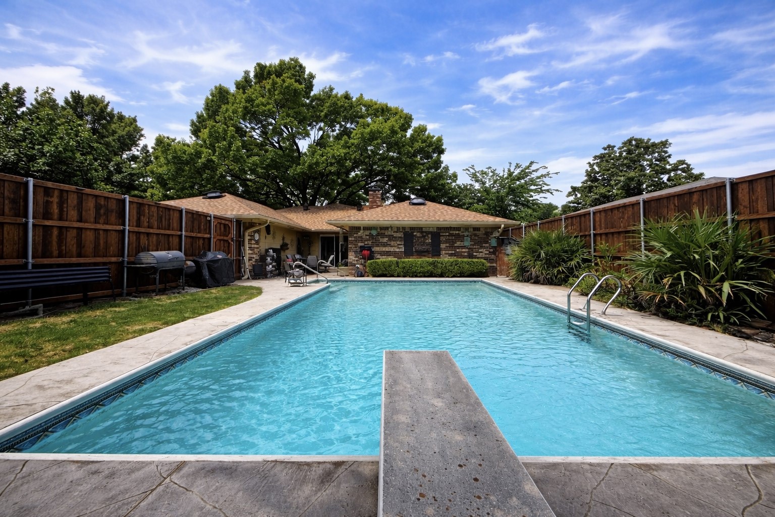 4905 Willowhaven Circle Garland TX 75043
