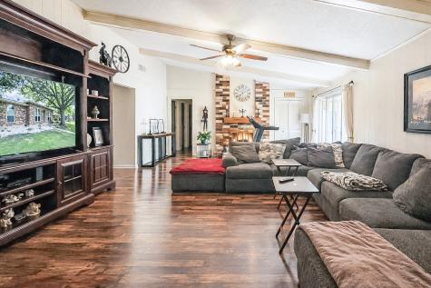 4905 Willowhaven Circle Garland TX 75043