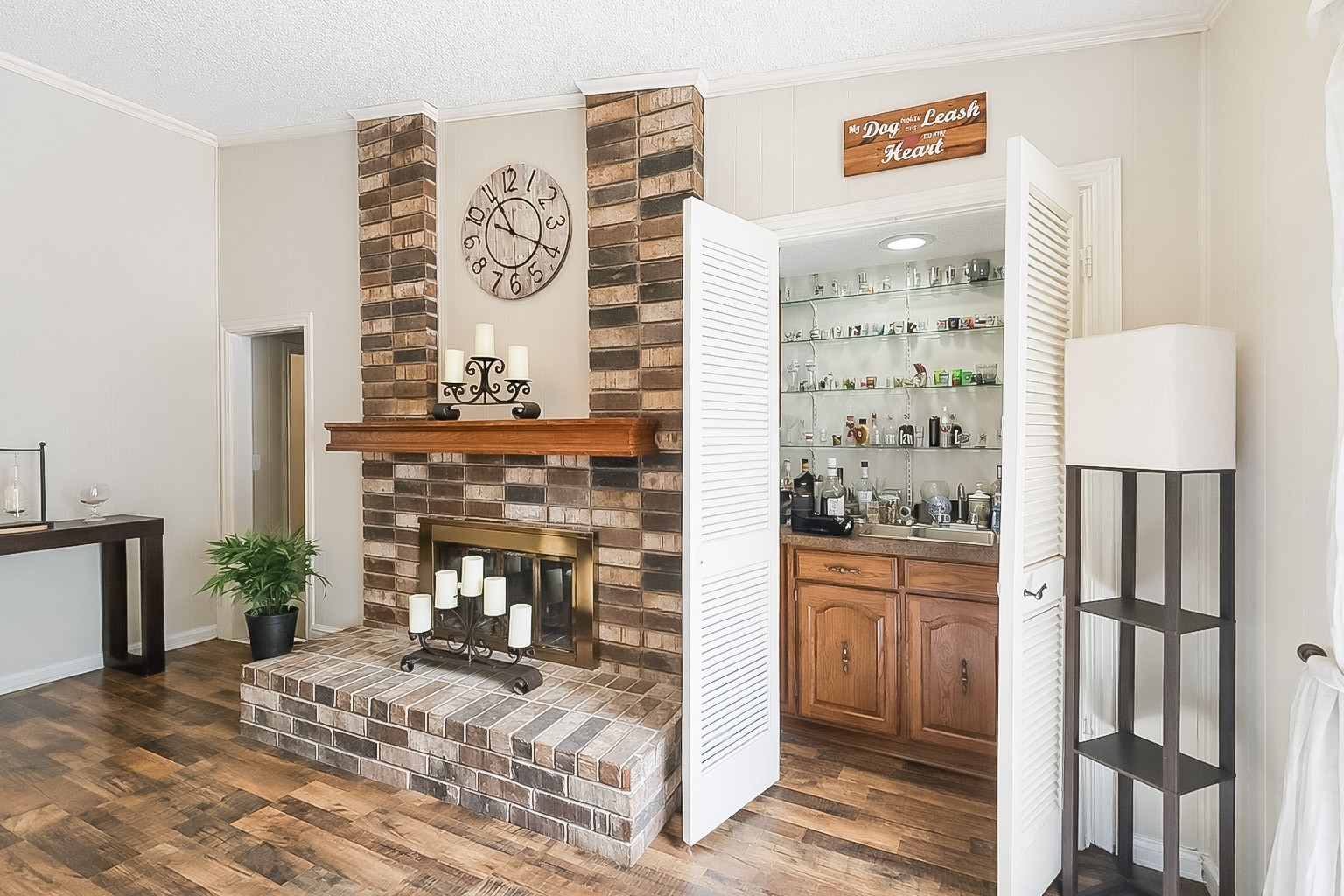 4905 Willowhaven Circle Garland TX 75043