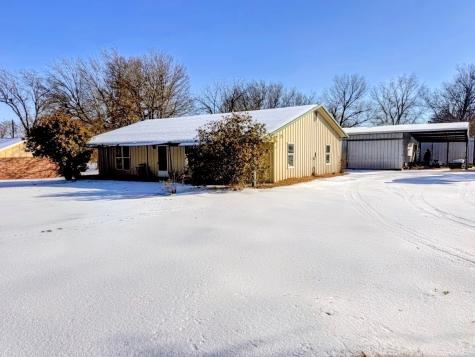 140 Pecan Street Blossom TX 75416
