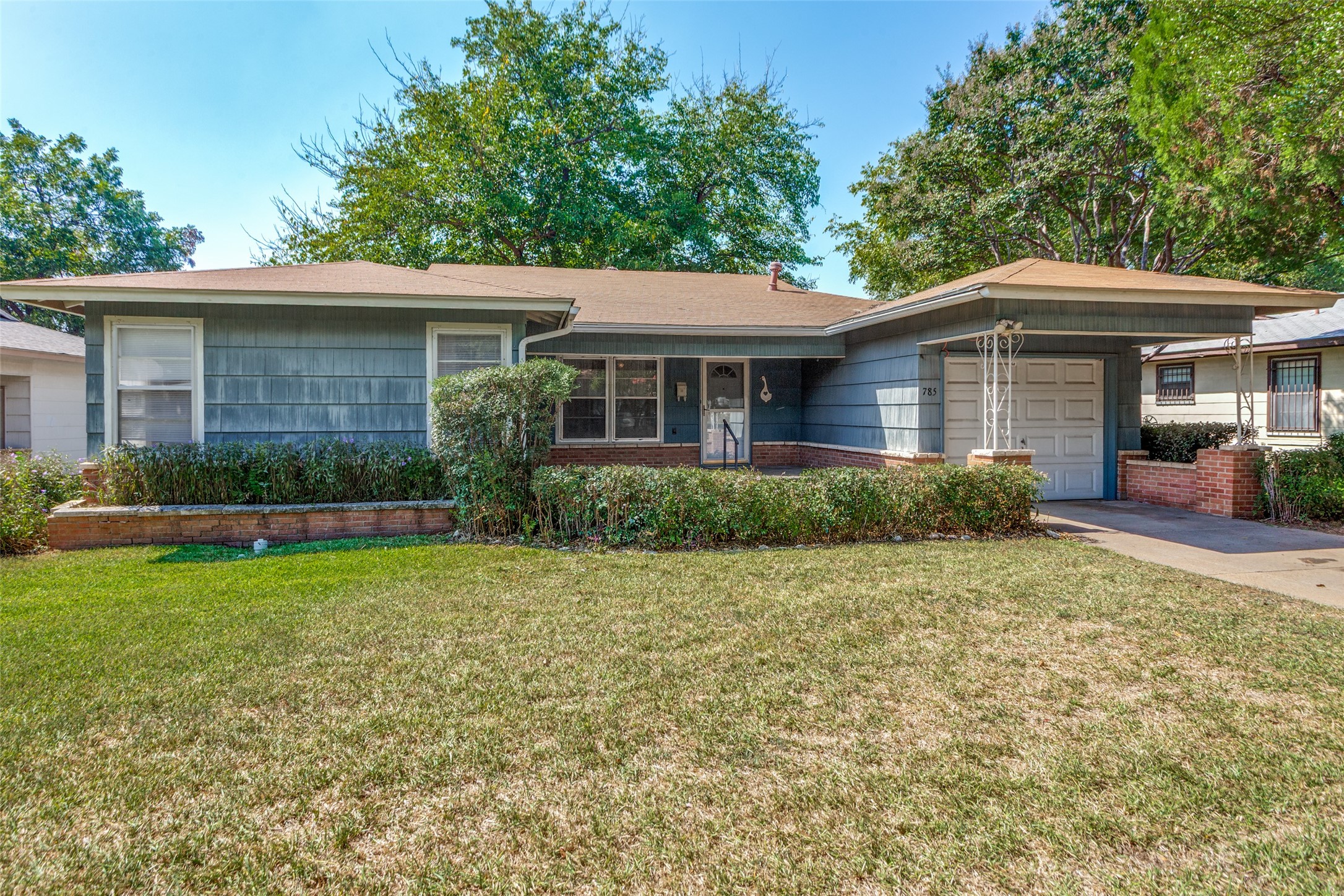 785 Fernwood Street Fort Worth TX 76114