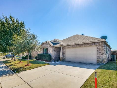 377 Magma Drive Fort Worth TX 76131