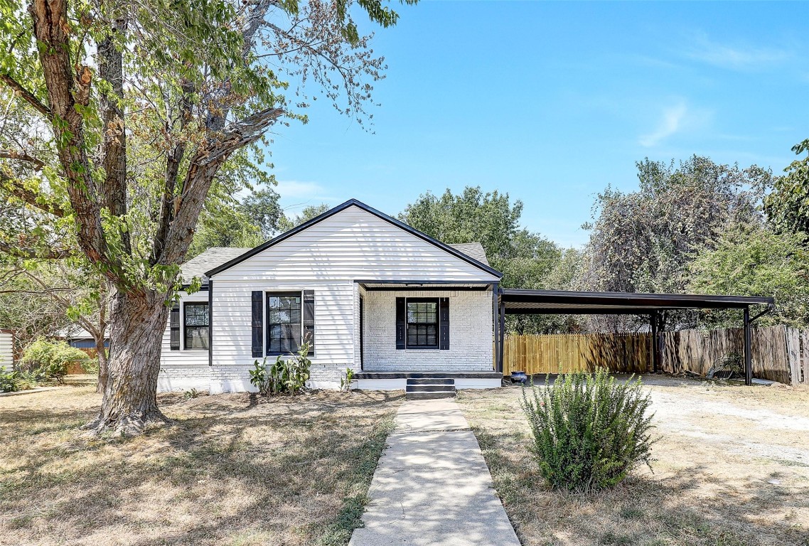 108 S 6th Street Godley TX 76044