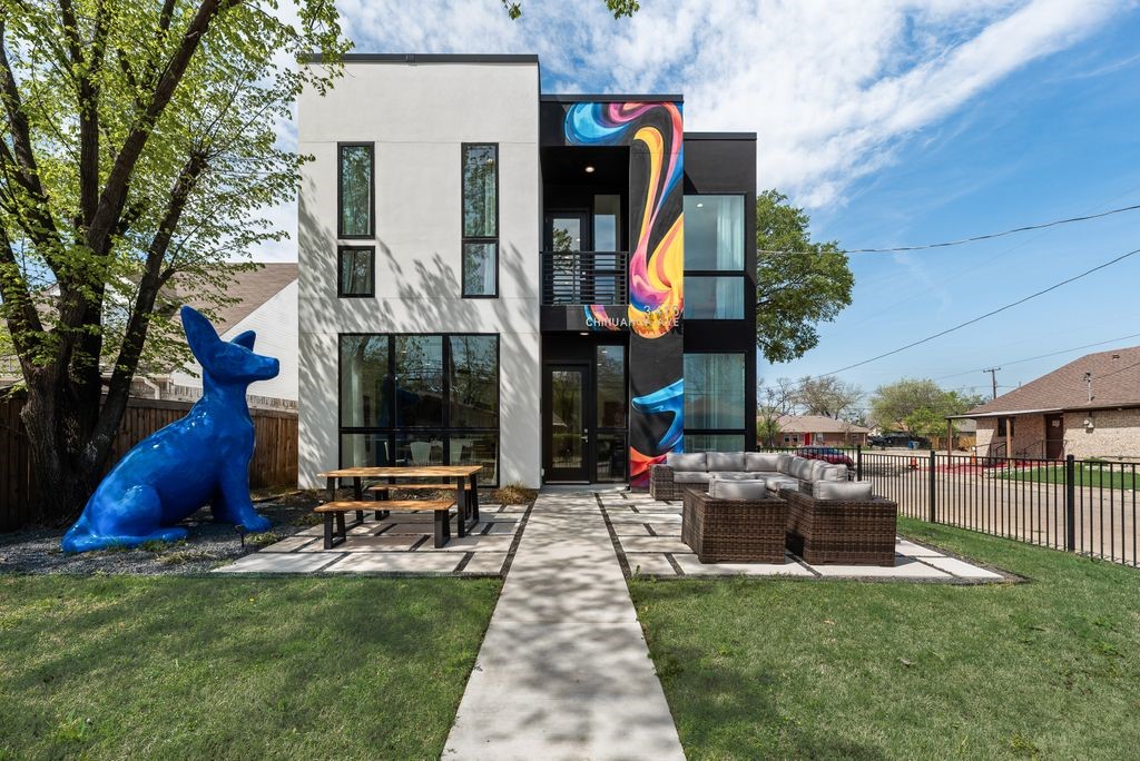 3415 Chihuahua Avenue Dallas TX 75212