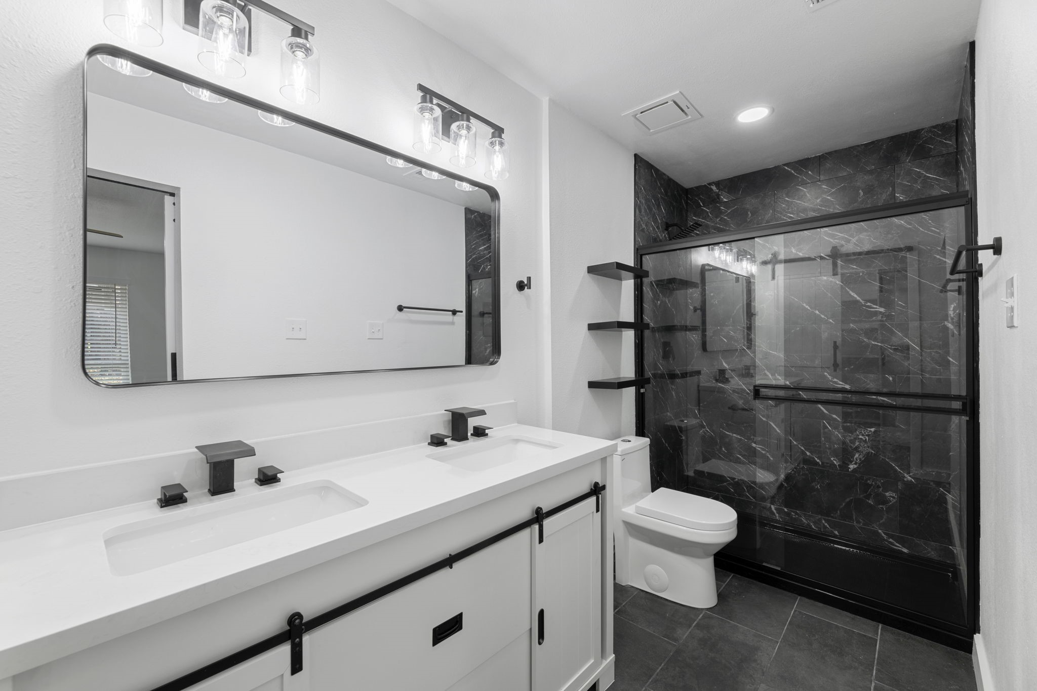 2506 Holt Road Arlington TX 76006