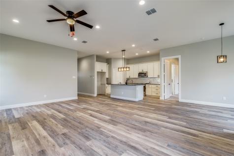 8219 Elam Road Dallas TX 75217