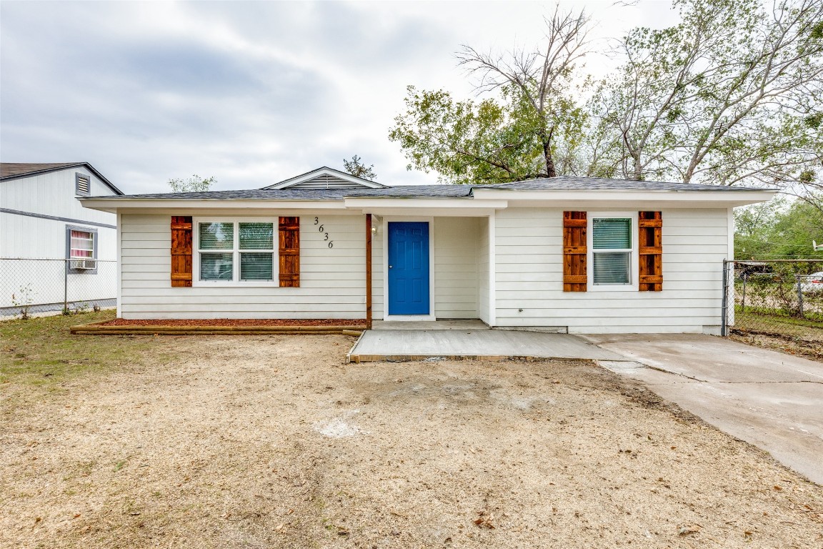 3636 S Littlejohn Avenue Fort Worth TX 76105