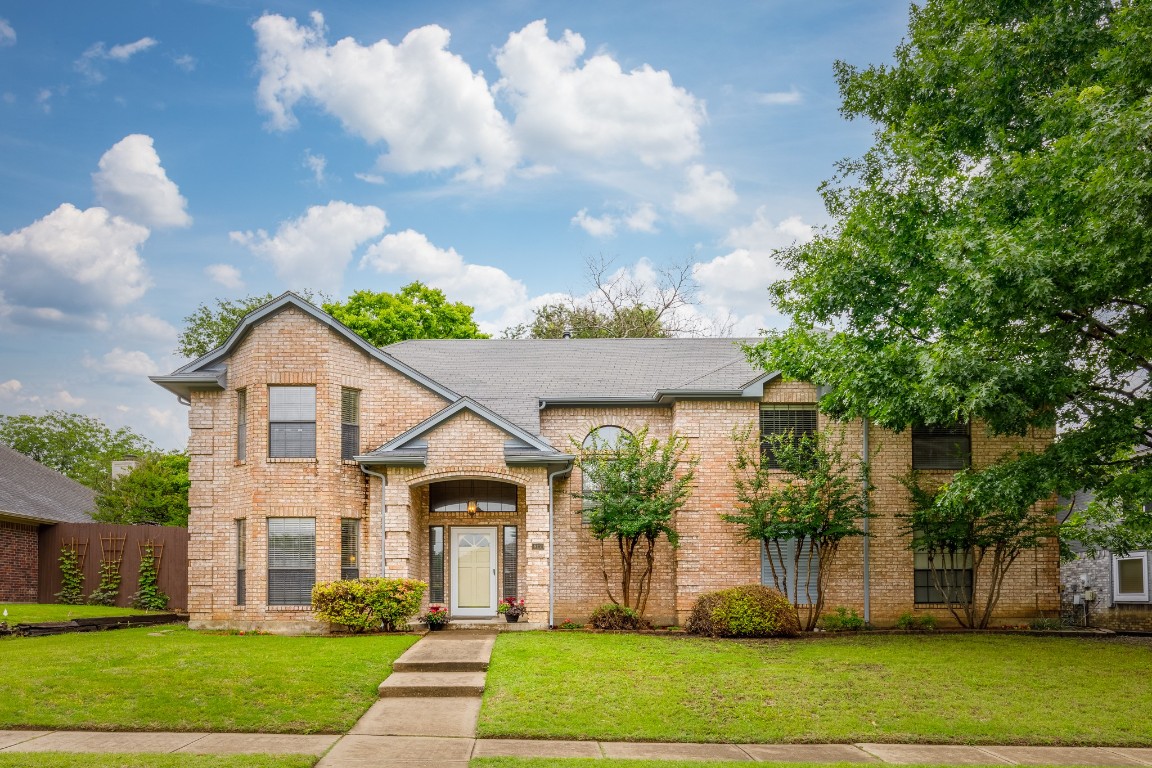 817 Clearlake Drive Allen TX 75002