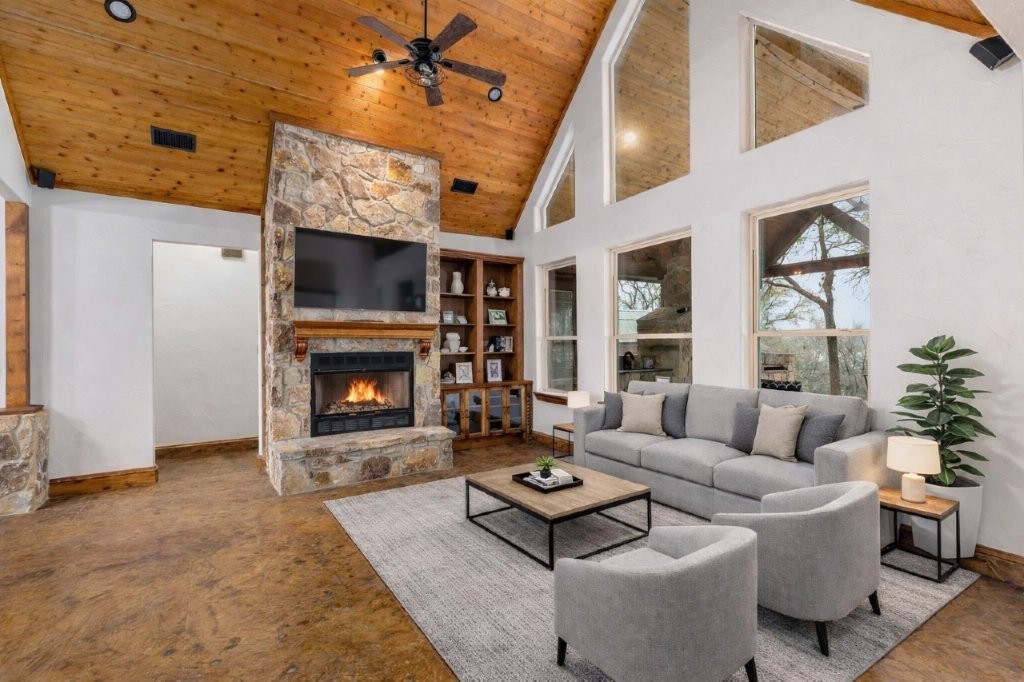 594 Oak Point Drive May TX 76857