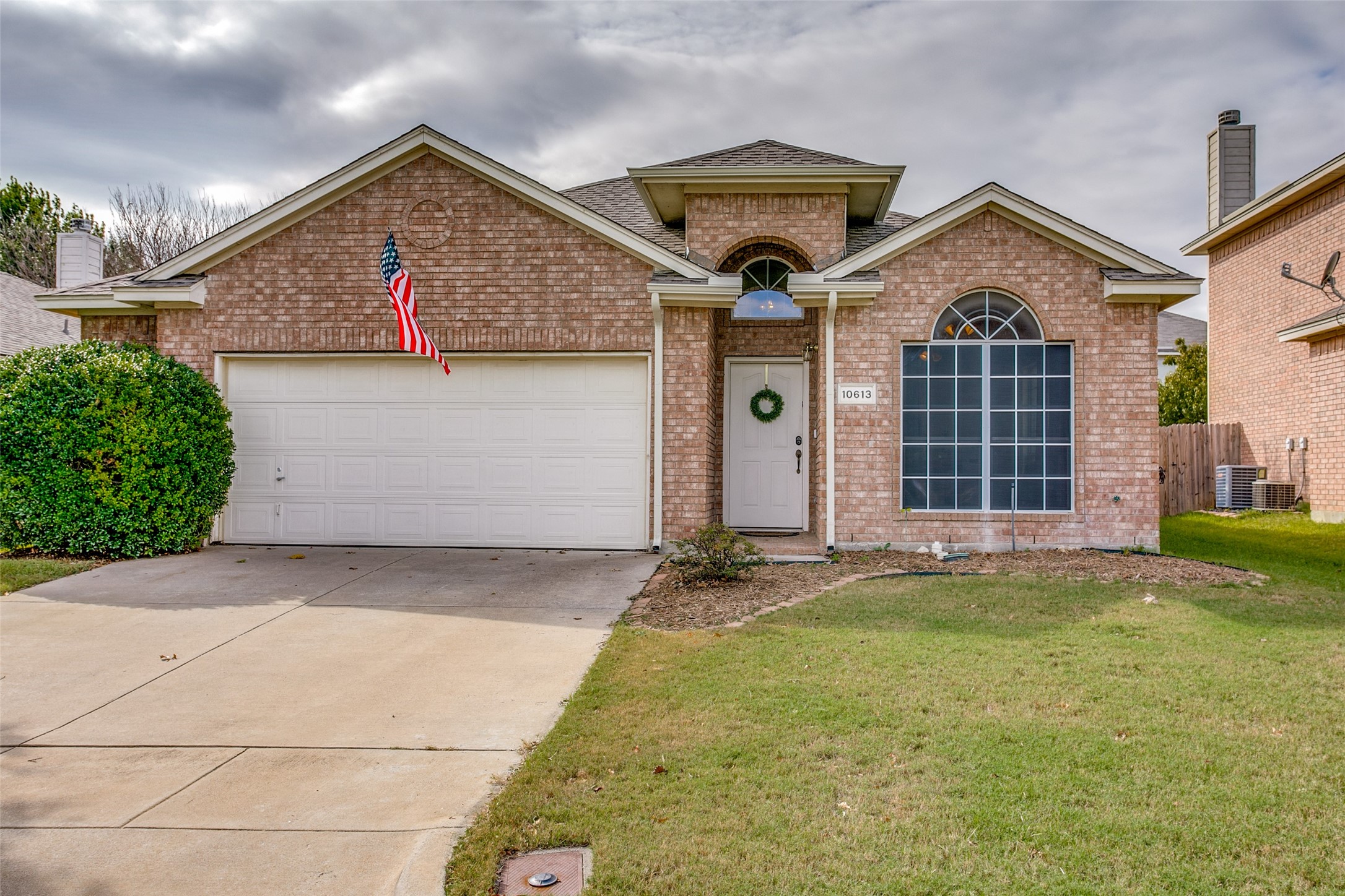 10613 Cloisters Drive Fort Worth TX 76131