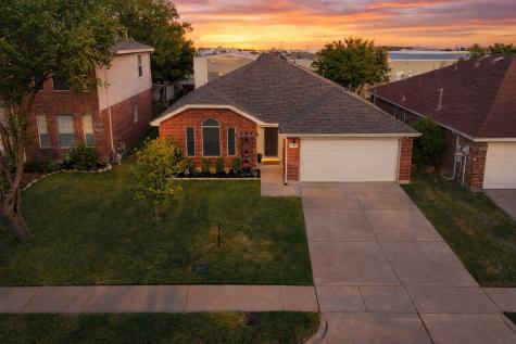 11820 Gold Creek Drive E Fort Worth TX 76244