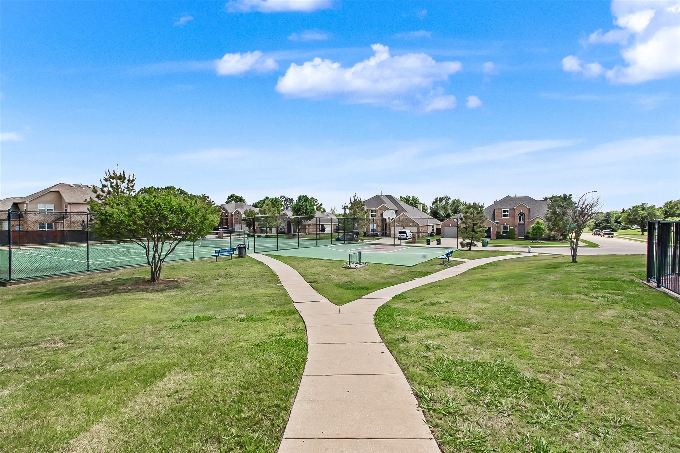 11820 Gold Creek Drive E Fort Worth TX 76244