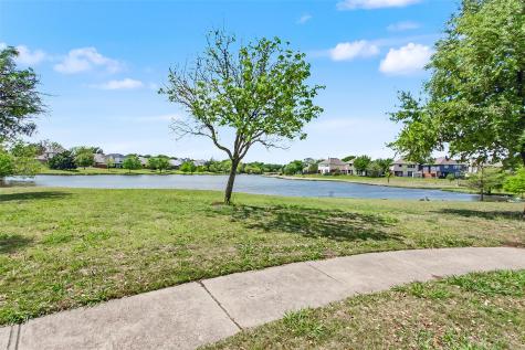 11820 Gold Creek Drive E Fort Worth TX 76244