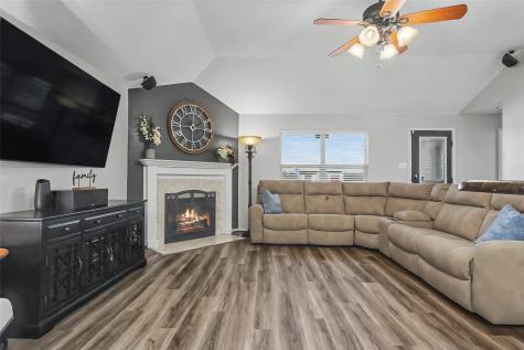 11820 Gold Creek Drive E Fort Worth TX 76244