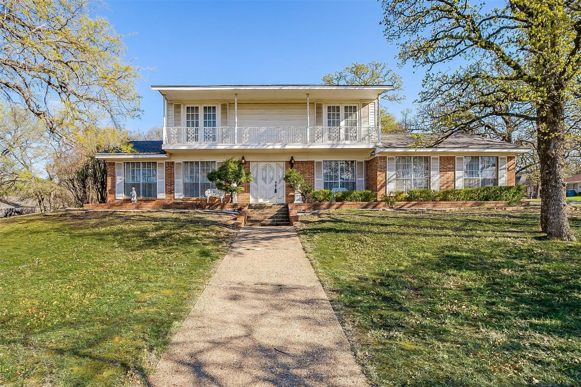 700 Greenbriar Avenue Keene TX 76059